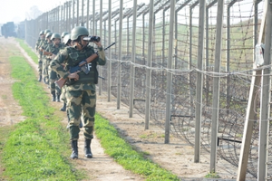 Pakistan violates ceasefire in Jammu's Arnia sector