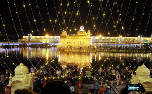 massive, crowds, converge, golden, temple, mark, bandi, chhor, diwas, diwali, massive-crowds-converge-golden-temple-mark-bandi-chhor-diwas-diwali- True Scoop