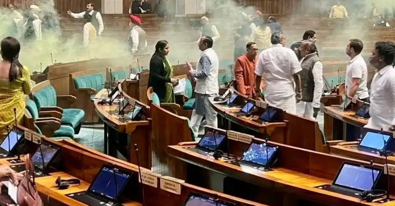 Lok Sabha Security Breach: Intruder used THIS BJP MP's entry pass & threw smoke 'bomb' in Parliament | India,Trending,Lok Sabha- True Scoop