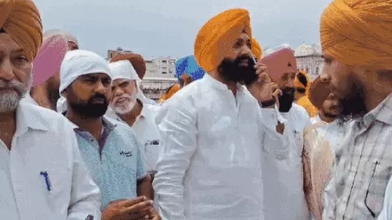 AAP candidate Laljit Bhullar faces protest from Golden Temple devotees | Laljit-Singh-Bhullar-Golden-Temple,AAP-Candidate-Golden-Temple,Punjab-News- True Scoop