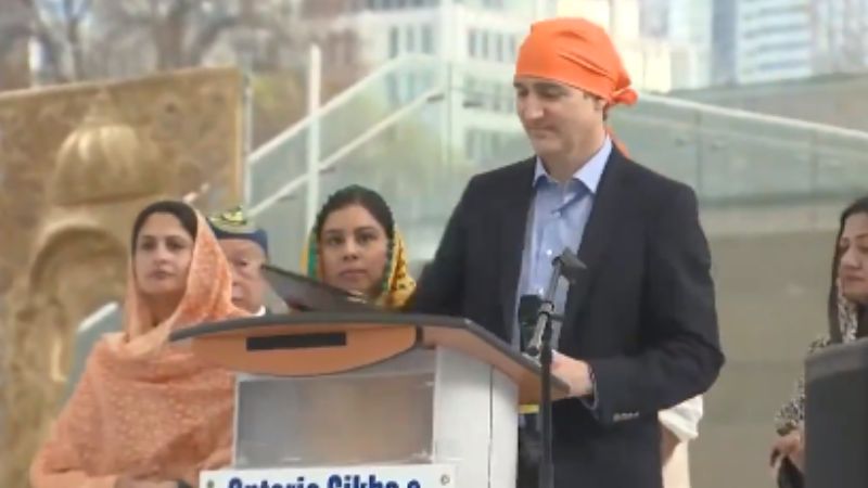 Punjab, Trending, Khalistan-Canada, Khalistani-Slogans-raised-Canada-Prime-Minister, Canada-Prime-Minister-Justin-Trudeau, Canada-PM-Justin-Trudeau, Khalsa-Day-Toronto, Sikh-New-Year-Toronto-Event, Sikhs-Canada | VIDEO: Canadian PM seen smiling as Pro-Khalistan slogans were raised during his speech in Toronto- True Scoop
