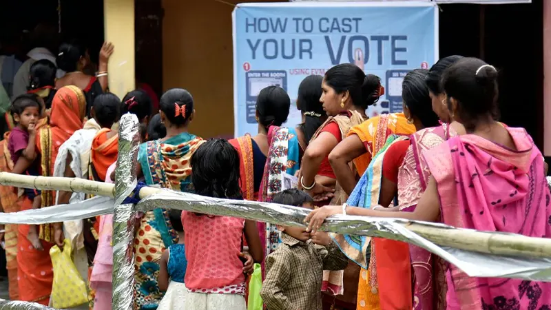 Voting-percentage-decline-india, reasons-voting-decline, voting-percentage-decline, decline-in-voting-percentage, why-people-not-voting, Indian-people-not-voting-reasons, why-people-don’t-vote, Indians-voting-percentage-decline, lok-sabha-election, lok-sabha-election-2024, lok-sabha-election-punjab, lok-sabha-election-date, lok-sabha-election-india, Youth, Extra Lens- True Scoop