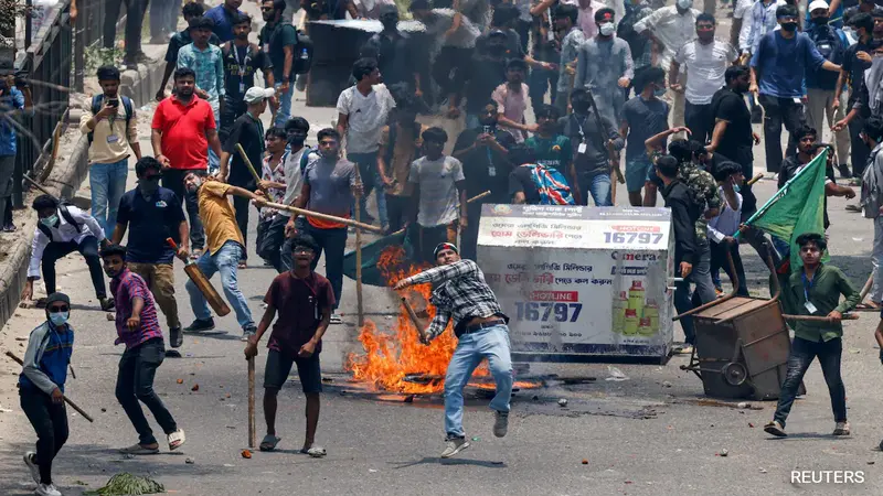 India, Trending, Bangladesh student protests, Job quota system, Bangladesh Violence in Bangladesh, Student protests fatalities, Sheikh Hasina response, State broadcaster attack, Bangladesh unrest, Student demonstrations, Quota system reform- True Scoop