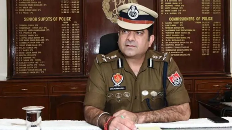 Punjab, Trending, Commissionerate Police arrests two thieves, Commissioner of Police Mr Swapan Sharma, Jalandhar Police Commissionerate recovered gold tops, Jalandhar Police Commissionerate recovered 10, Jalandhar News- True Scoop