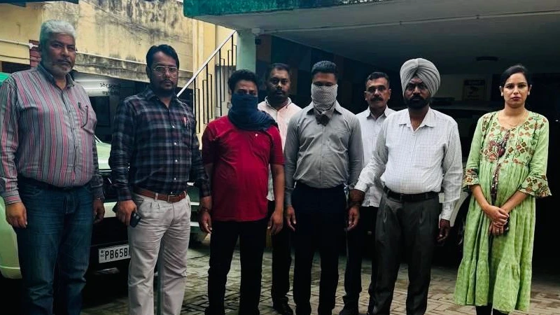 Punjab, Vigilance Bureau, Vigilance Bureau arrest, MC Ludhiana, missing policy record, Municipal Corporation Ludhiana, Ajay Kumar, Clerk in Law Branch- True Scoop