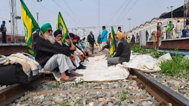 Punjab, Farmers Railway Chakka Jam, Farmers Rail Roko, Farmers Chakka Jam List of Punjab Stations, Farmers Protest List of Punjab Railways Stations, Train Stoppage Punjab Farmers Protest, Farmers Protest Punjab Railway Station List- True Scoop