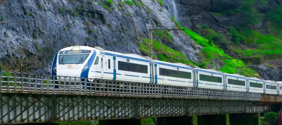 Jammu-Srinagar Vande Bharat, Jammu-Srinagar Vande Bharat train update, Jammu-Srinagar Vande Bharat express, Jammu-Srinagar cold temperature, Jammu-Srinagar Vande Bharat news, Jammu-Srinagar Vande Bharat running time, Jammu-Srinagar Vande Bharat distance, Trending- True Scoop