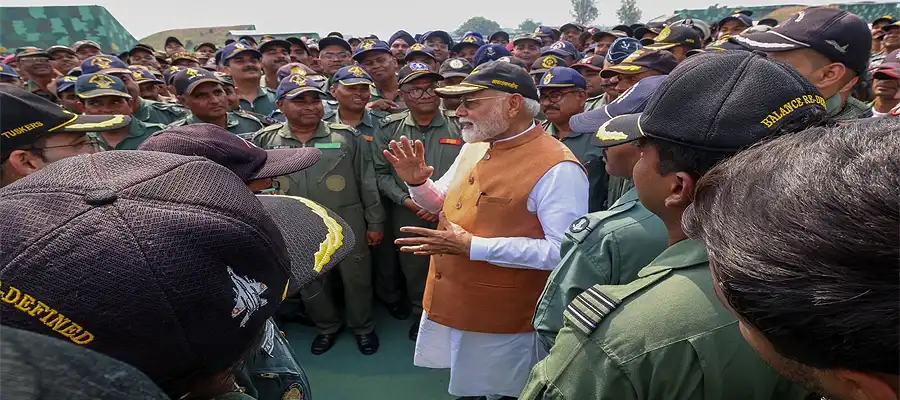 PM Modi, PM Modi Adampur Visit, PM Modi Adampur Air Base Visit, Why PM Modi visited Adampur Air Base, PM Modi Reaction Adampur Air Base Visit, Punjab- True Scoop
