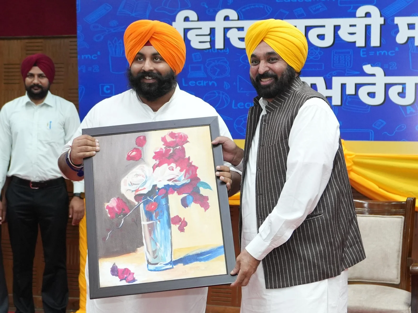 CM Mann, Bhagwant Mann, CM Bhagwant Mann, CM Mann addresses students, CM Mann with students, Chief Minister Bhagwant Mann, Latest news, Latest update, Punjab news- True Scoop