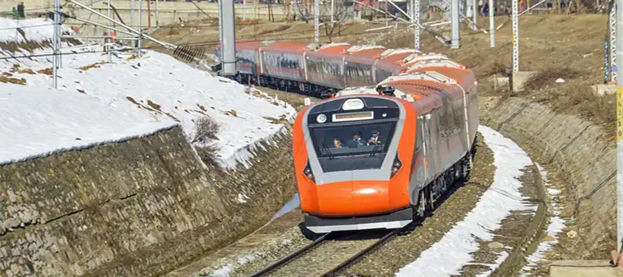 Vande Bharat train in Jammu Kashmir, Vande Bharat train Khatra, Vande Bharat train timing, Vane Bharat Jammu Kashmiri train timing, Jammu Kami latest update- True Scoop