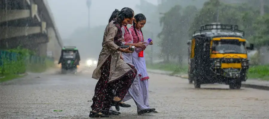 Punjab Thunderstorm Prediction, Punjab Very Heavy Rainfall Alert, Jalandhar Thunderstorm Prediction, Ludhiana Thunderstorm, Amritsar Rainfall, Jalandhar Weather, IMD Jalandhar Prediction, Punjab- True Scoop