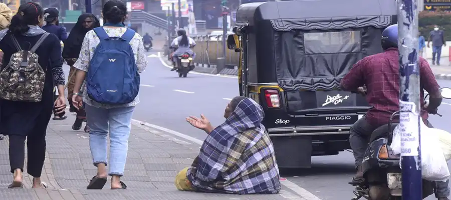 Punjab begging mafia, Punjab first FIR on beggars, police suspects children's origin, Amritsar crackdown on begging mafia, Amritsar begging mafia- True Scoop